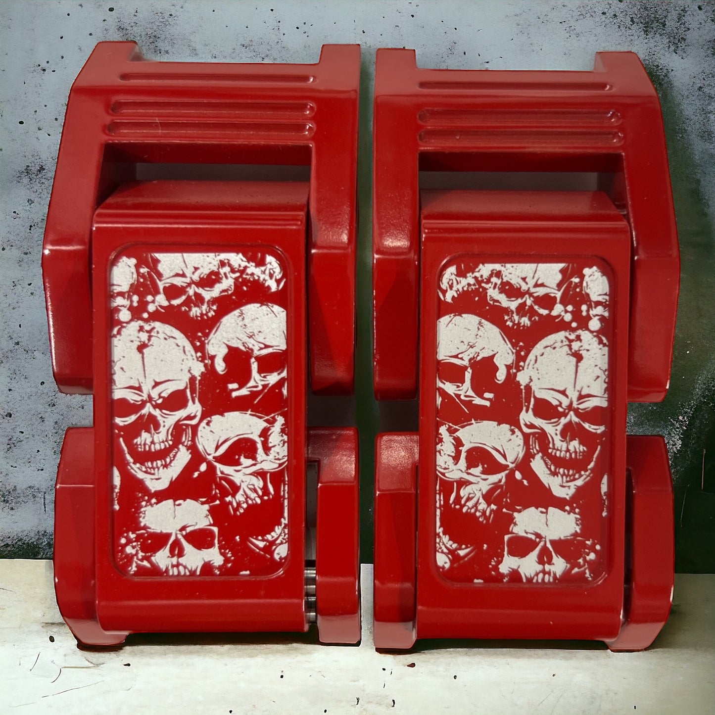 Sinister Skulls Hood Latches